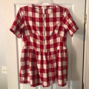Plaid, checkered tunic with functional zipper
